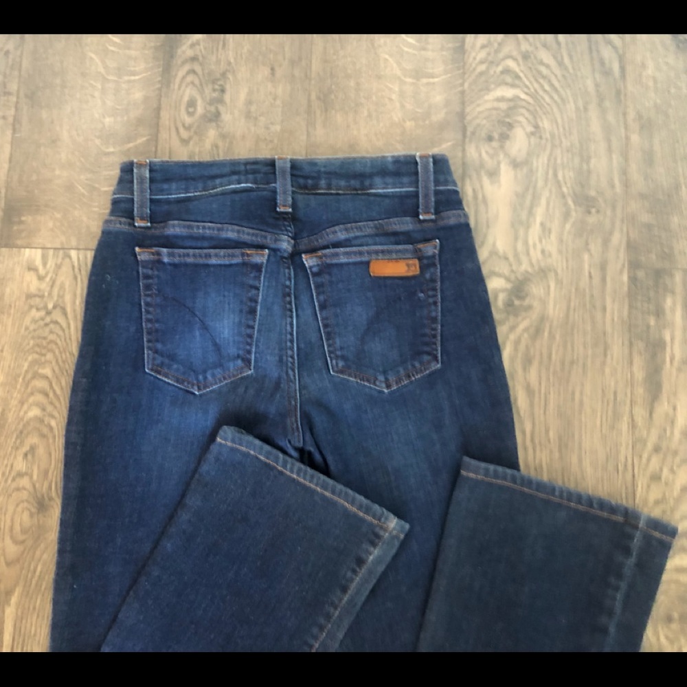 JOE’S JEANS “PETITE BOOTCUT” dark wash jeans - Picture 8 of 8